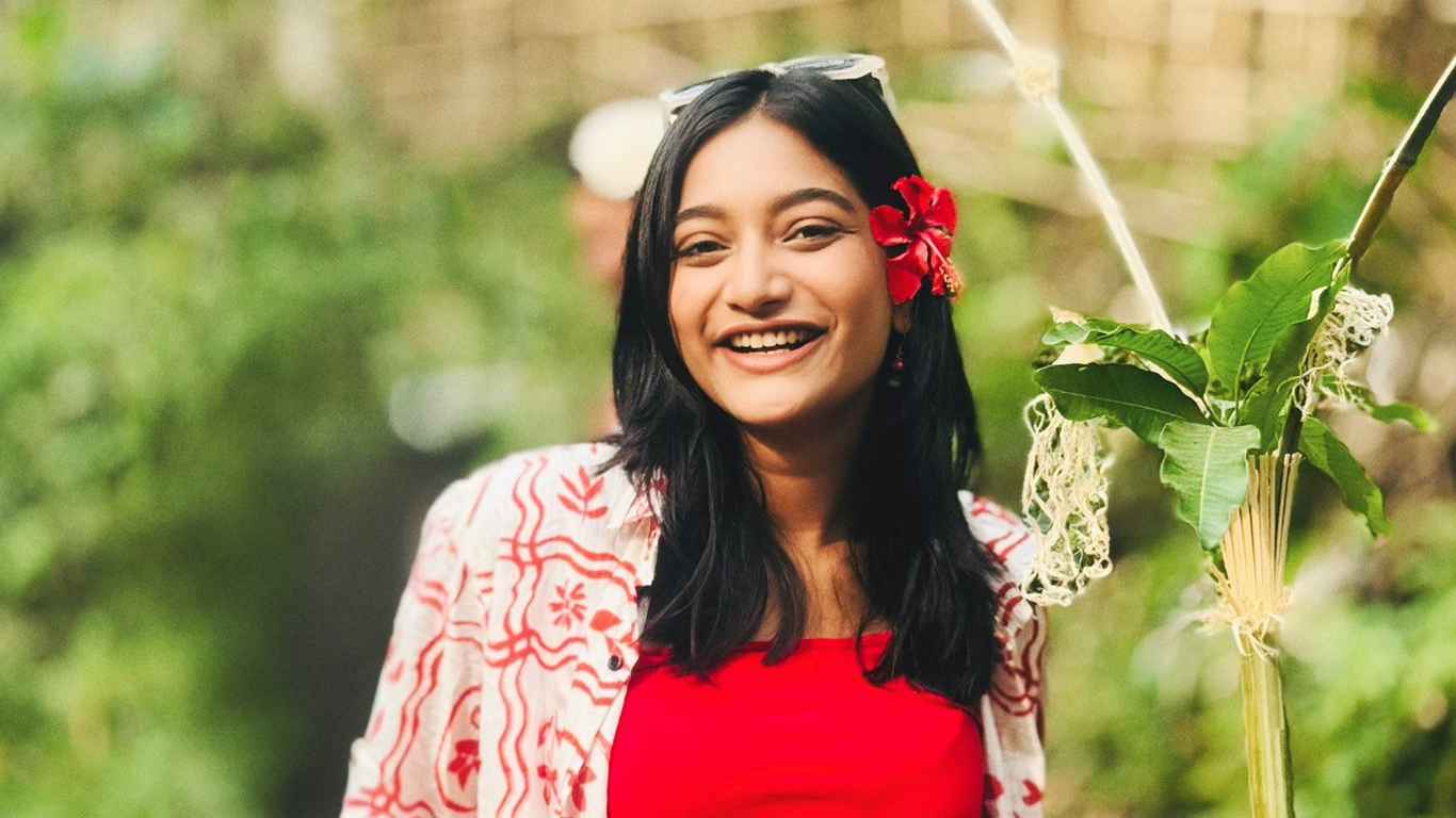 ‘তাণ্ডব’ থেকে বাদ পড়া নেহা এবার দুই সিনেমায়