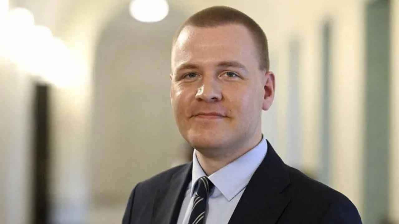 ফিনল্যান্ডে সংসদ ভবনে এমপির রহস্যজনক মৃত্যু!