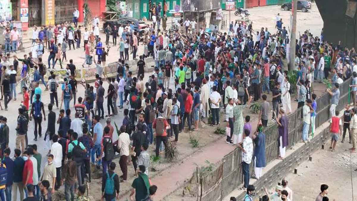 চট্টগ্রামে জুলাই হত্যাকাণ্ডের মামলায় প্রথম অভিযোগপত্র জমা, আসামি ২৩১