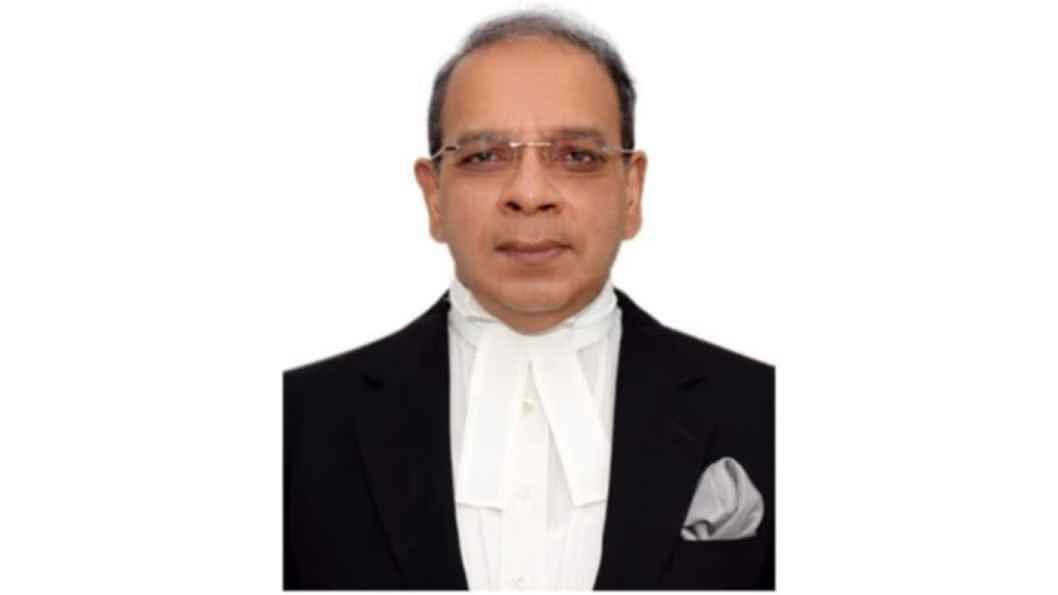 বিচারপতি জুবায়ের রহমান চৌধুরীর মায়ের মৃত্যুতে প্রধান বিচারপতির শোক