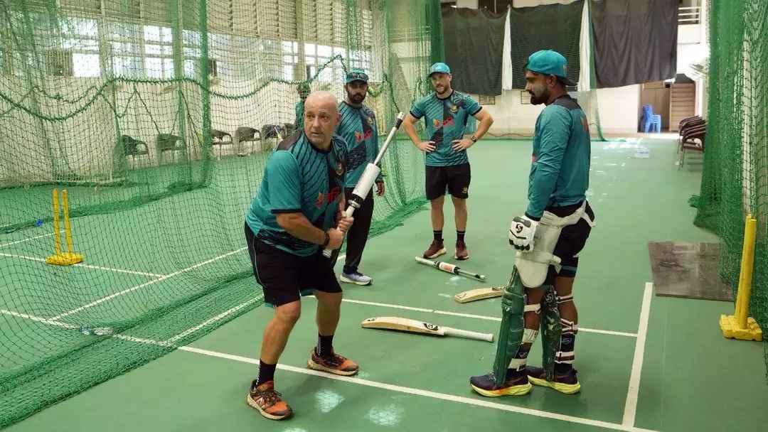 প্রো-ভেলোসিটি ব্যাটের যুগে বাংলাদেশ: কি এই ব্যাট, কাজ করে কিভাবে?