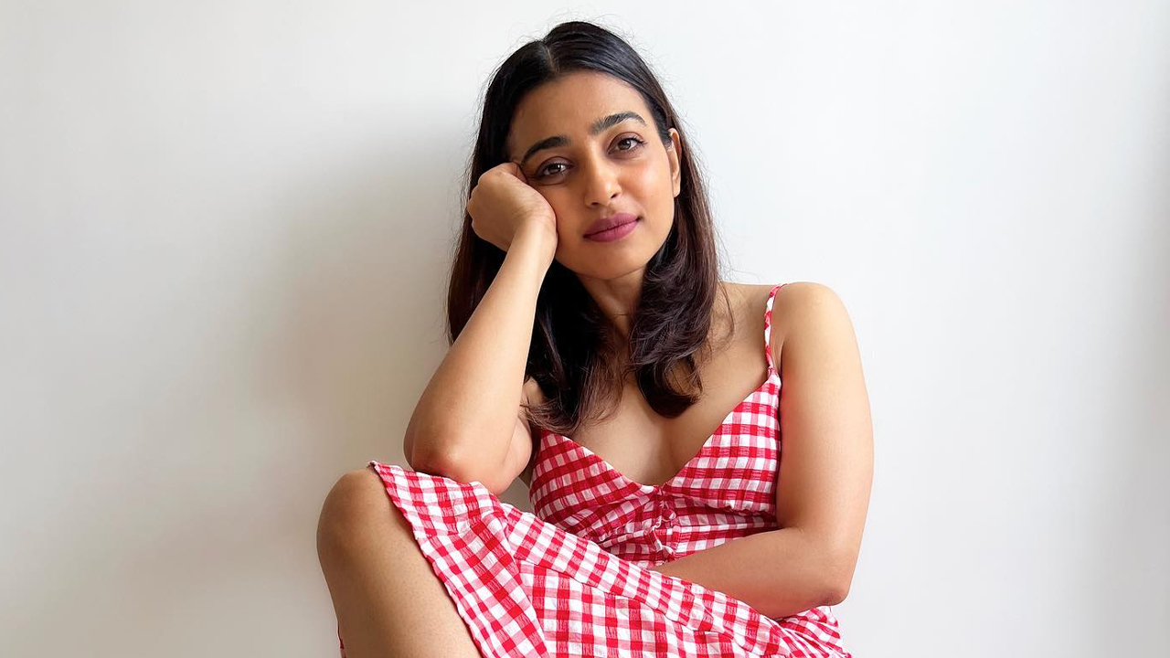 Radhika-__hhh