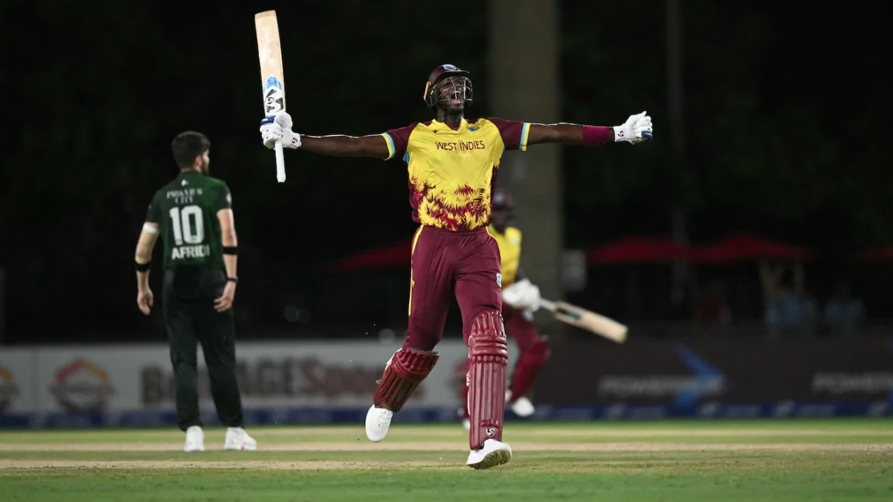 পাকিস্তানকে হারিয়ে সিরিজে সমতা ওয়েস্ট ইন্ডিজের