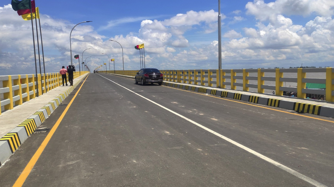 মাওলানা ভাসানী সেতুর বৈদ্যুতিক তার চুরির ঘটনায় মামলা