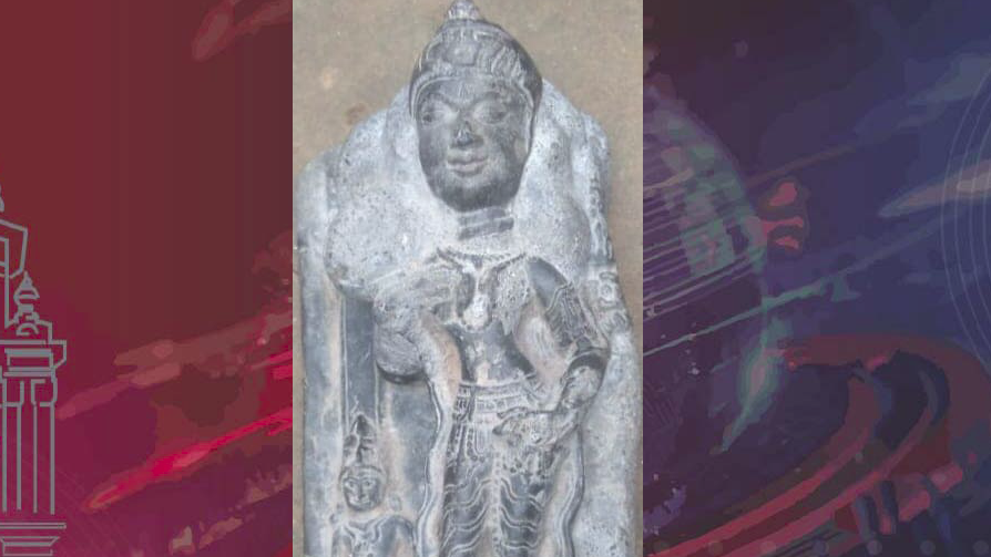 গাইবান্ধায় কষ্টিপাথর সদৃশ মূর্তি জব্দ