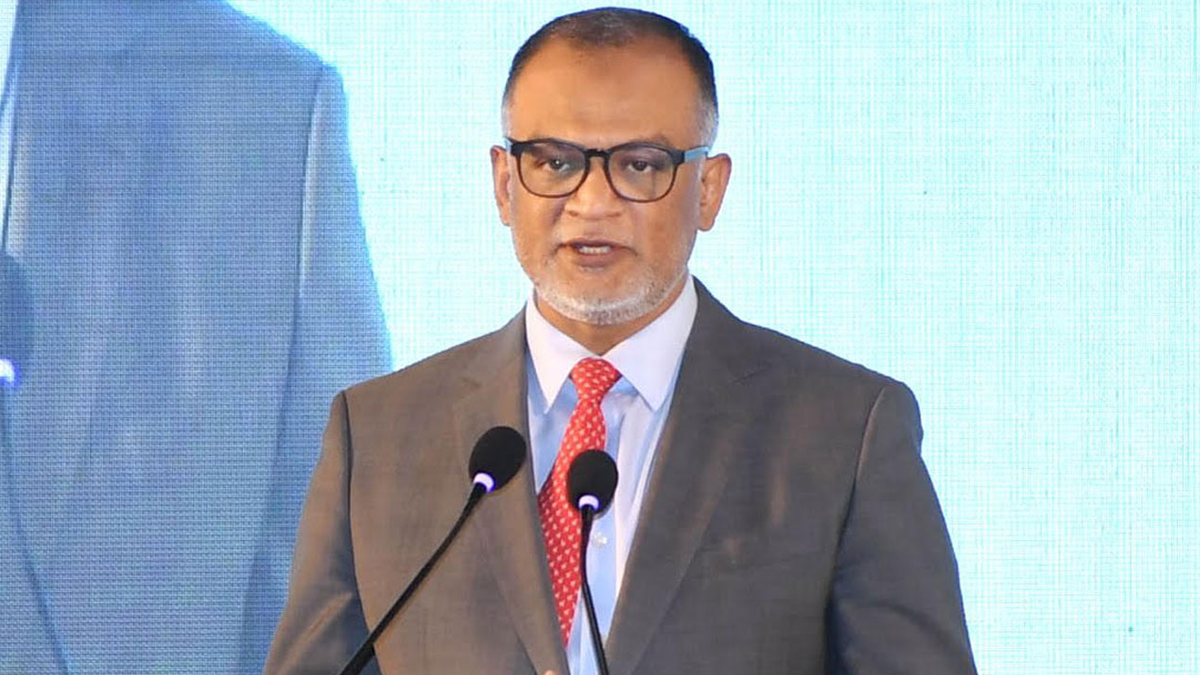 দেশের স্বার্থ বিসর্জনের কোনো সুযোগ নেই: বাণিজ্য উপদেষ্টা