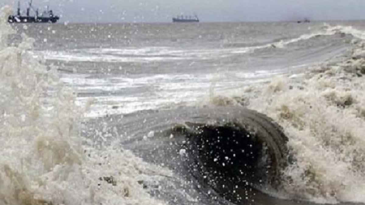 বঙ্গোসাগরে লঘুচাপ সৃষ্টির আভাস