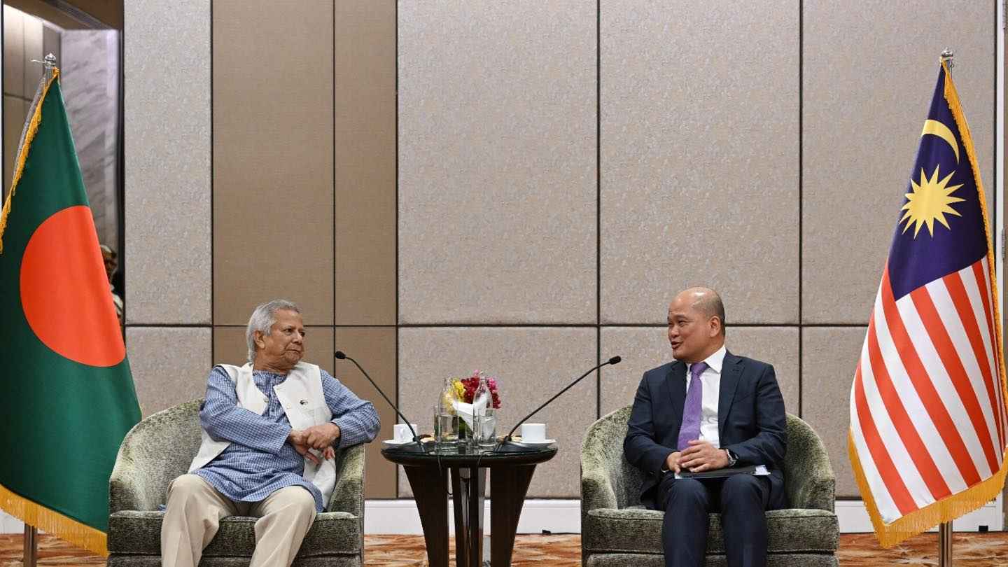 বাংলাদেশে ৫জি সম্প্রসারণে আজিয়াটার প্রতি আহ্বান প্রধান উপদেষ্টার