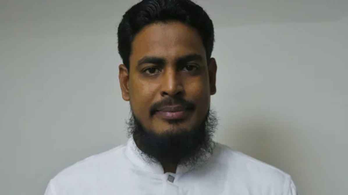 নির্বাচনের আগে সংবিধান সংশোধনের দাবি আখতারের