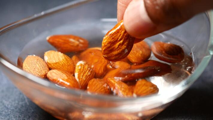 almond2