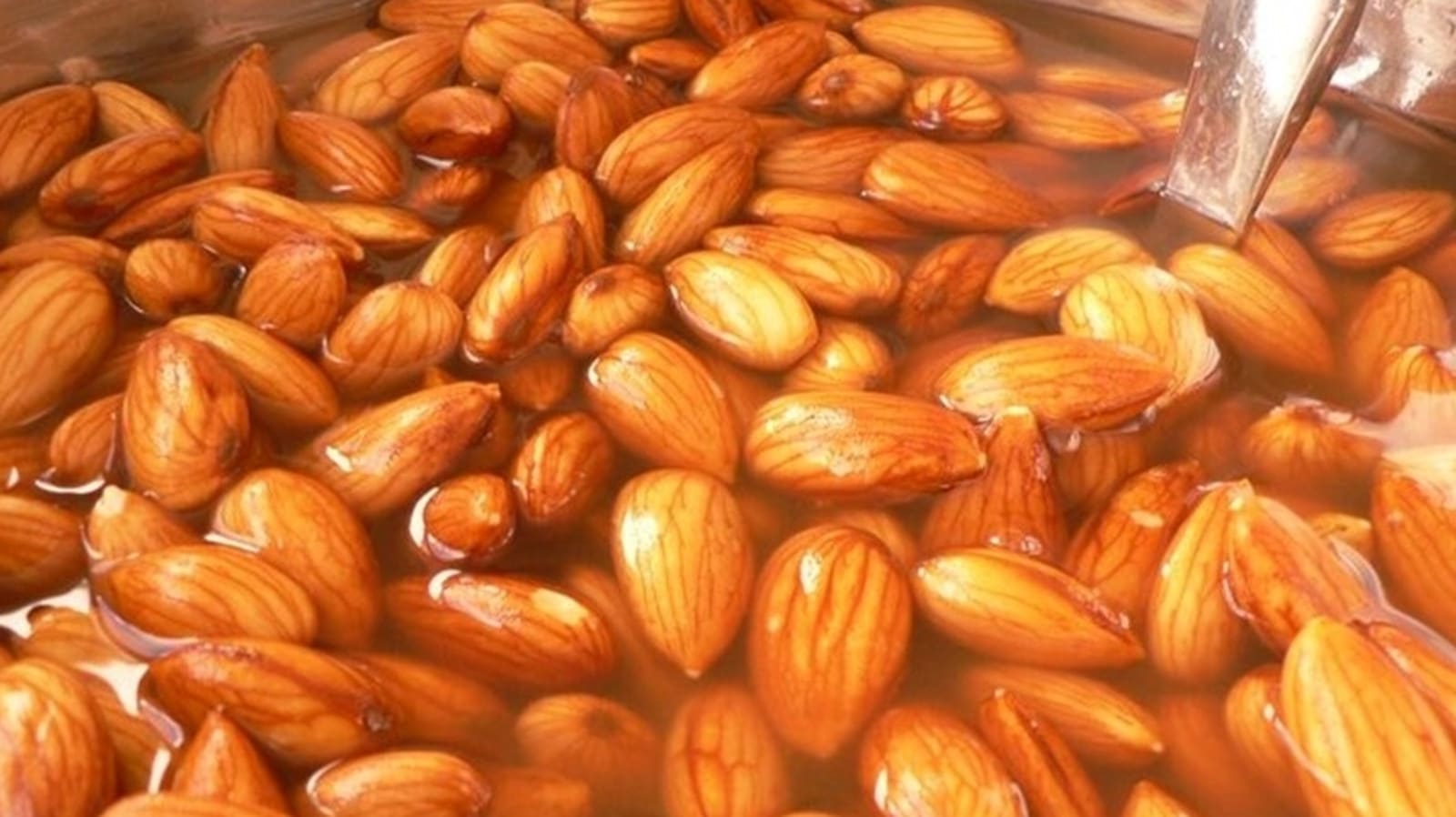 almond3