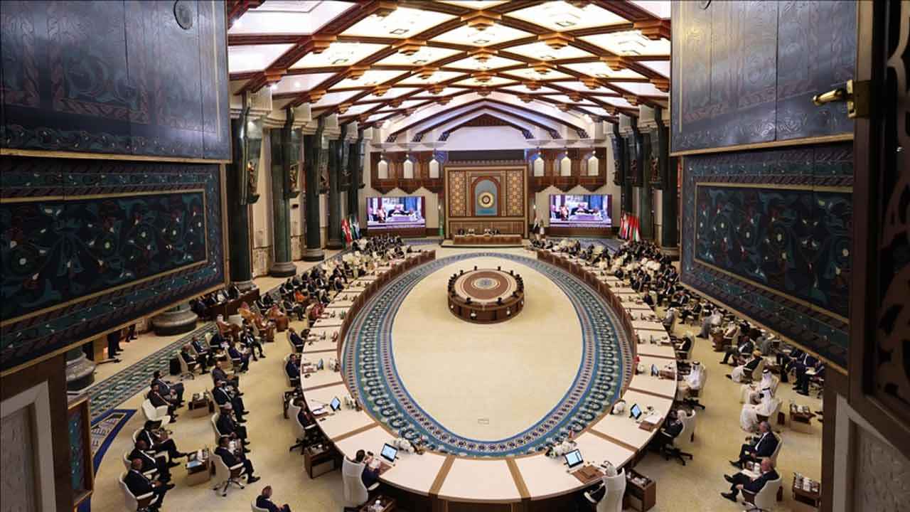 অবশেষে টনক নড়লো আরব লীগের!