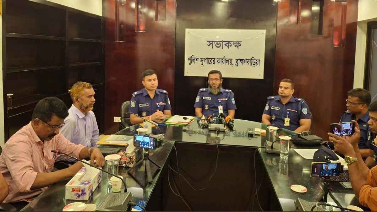 ‘দালালদের মাধ্যমে কারো চাকরি হবে না’