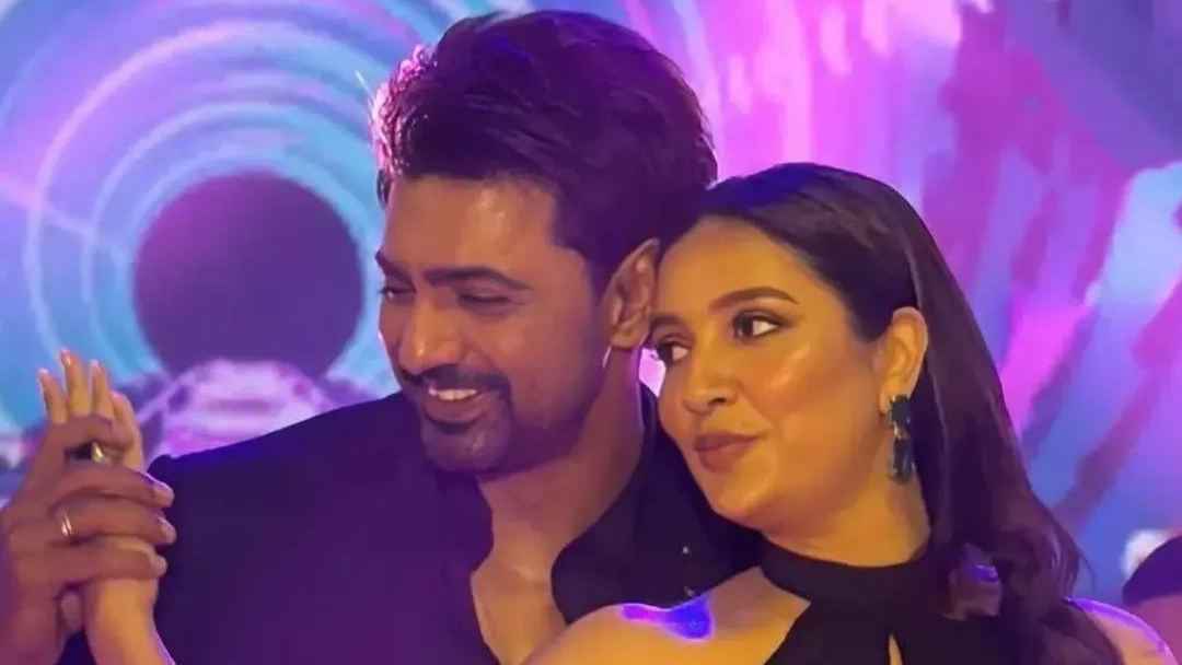 আগের মতোই আছে দেব-শুভশ্রীর জনপ্রিয়তা, ‘ধূমকেতু’র অগ্রিম বুকিংয়ে ঝড়