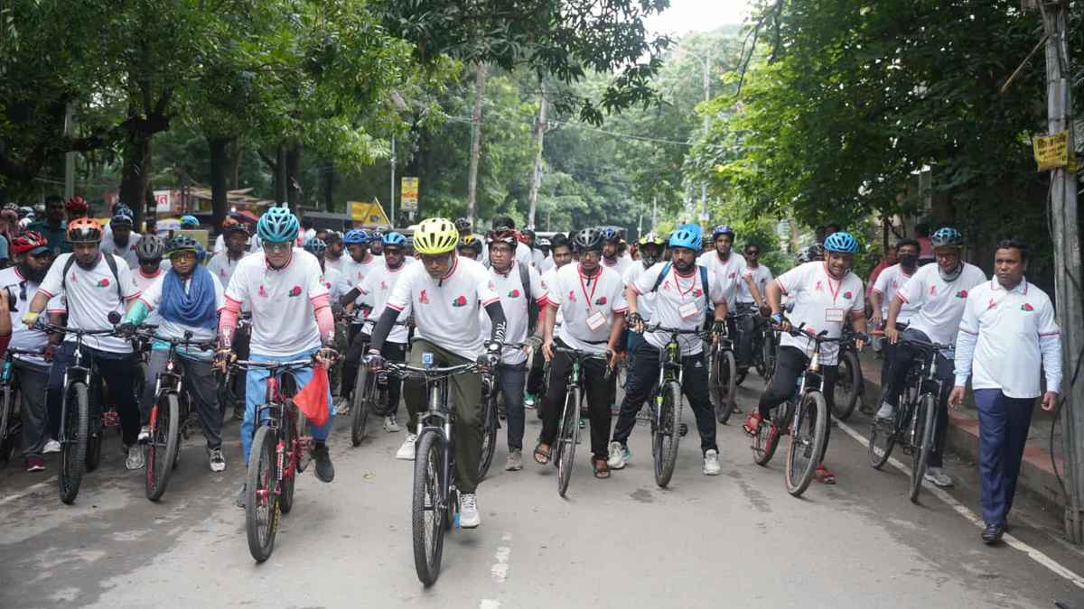 ঢাকাকে বাসযোগ্য করতে সবাইকে এগিয়ে আসতে হবে: ডিএসসিসি প্রশাসক
