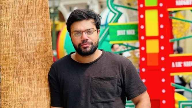 জনপ্রিয় ইউটিবার গ্রেফতার