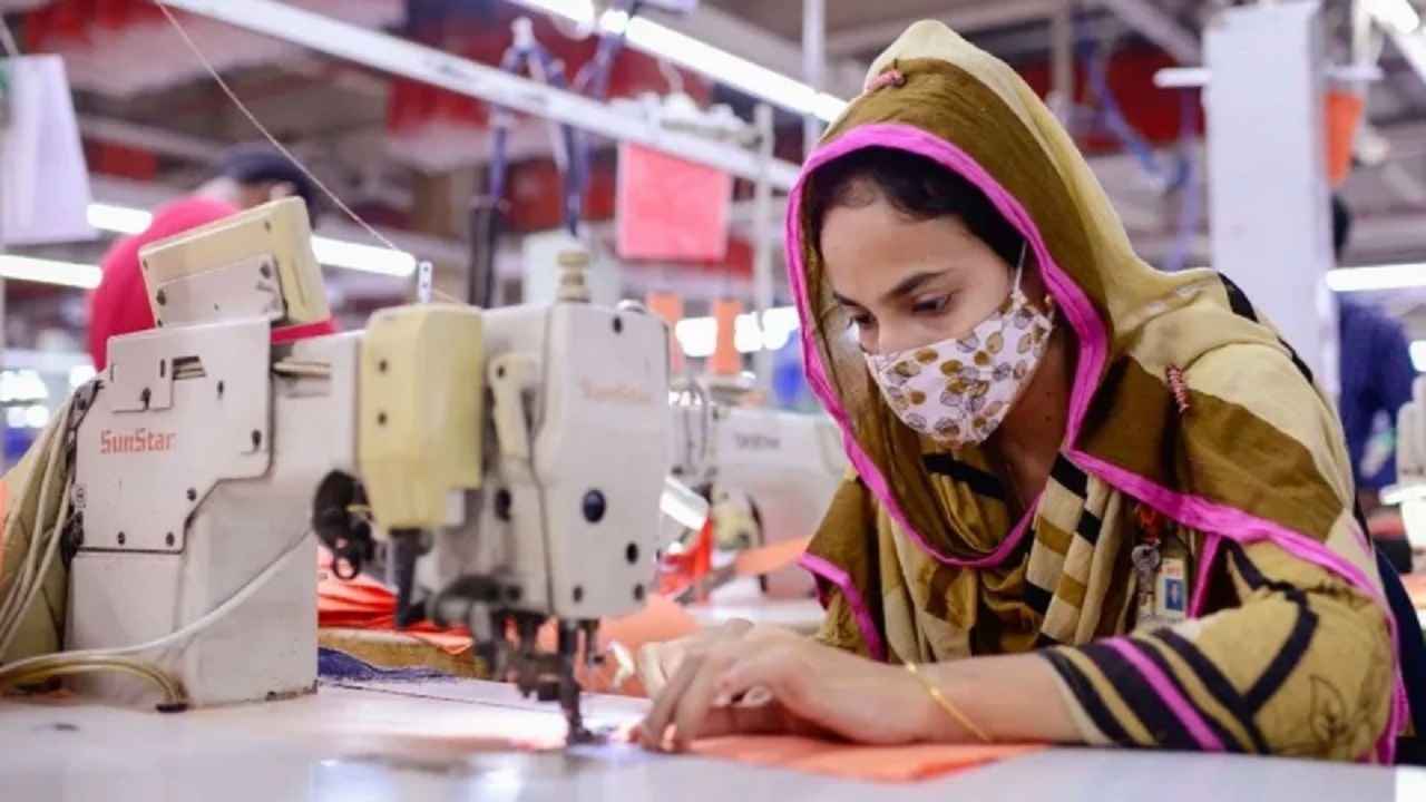 ইউরোপের বাজারে রফতানি বাড়লো বাংলাদেশি পোশাকের