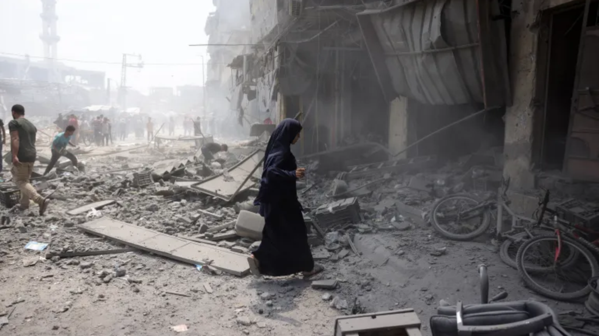 ‘আমরা গাজা শহর ছেড়ে যাব না, এখানেই বাঁচব এবং এখানেই মরব’