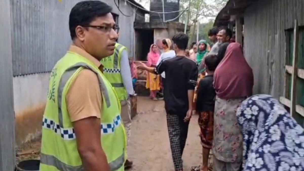 গাজীপুরে স্ত্রীকে পুড়িয়ে হত্যার অভিযোগ, স্বামী পলাতক