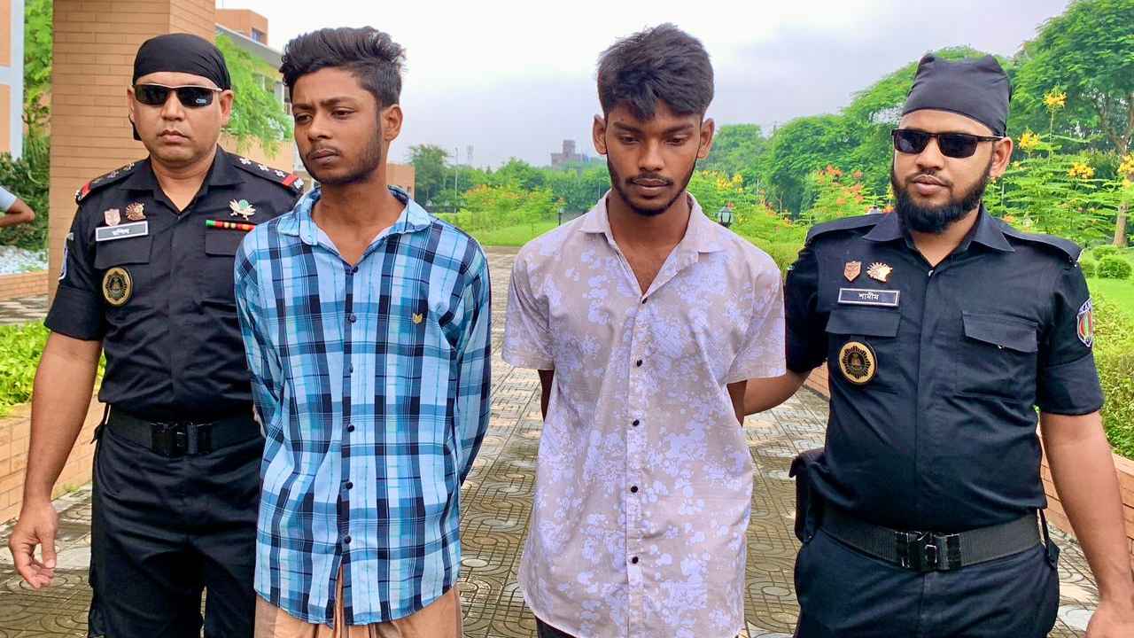 নেশার টাকার জন্য ভ্যানচালককে হত্যা করে বন্যার পানিতে ভাসানো হয় লাশ!