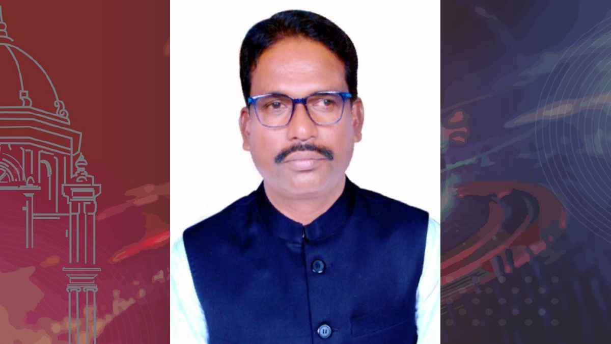 মাদারীপুরে ইউপি চেয়ারম্যান শাজাহান মোল্লা গ্রেফতার