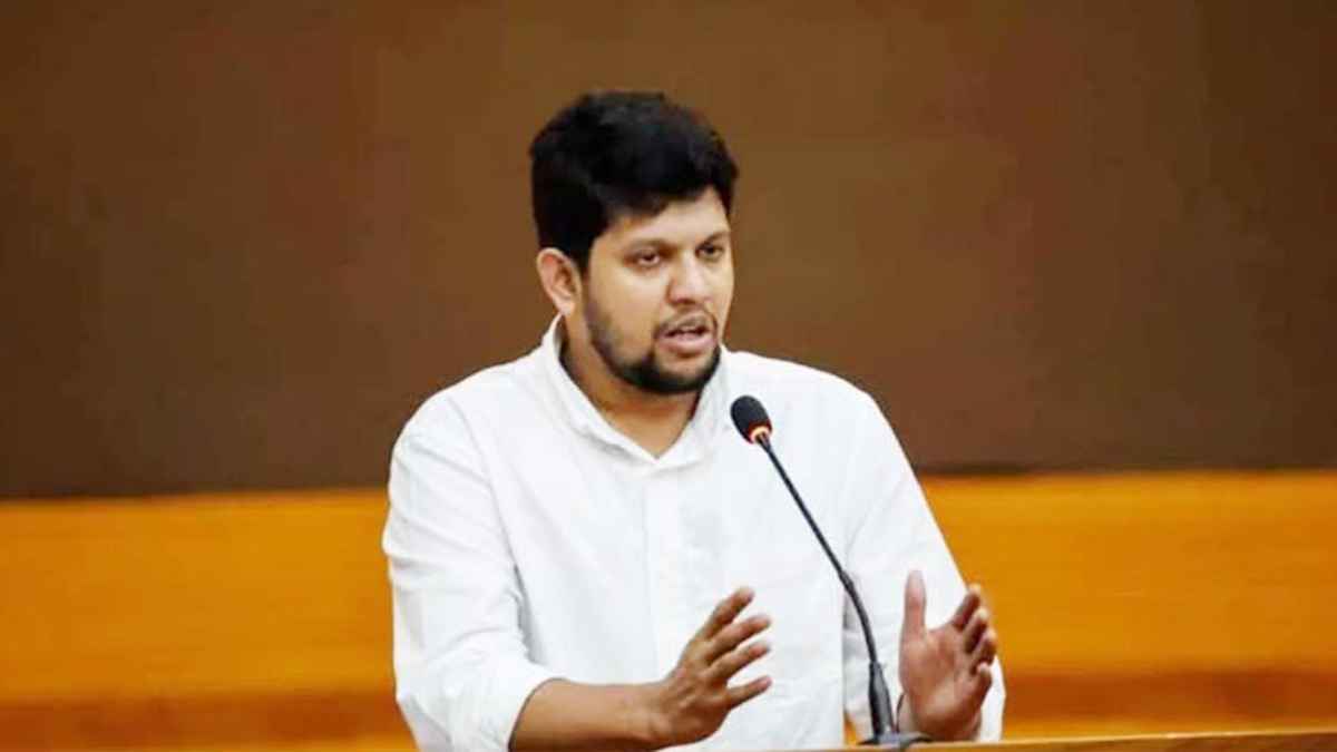 জুলাই ঘোষণাপত্র নিয়ে যে বার্তা দিলেন উপদেষ্টা মাহফুজ