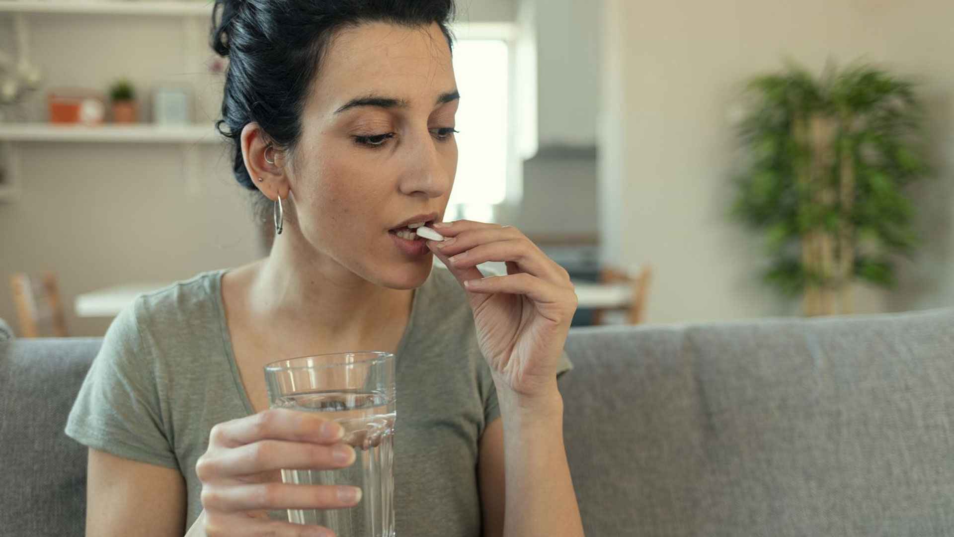 চিকিৎসকের পরামর্শ ছাড়া ক্যালসিয়ামের ওষুধ সেবন, ডাকছেন নিজের বিপদ!