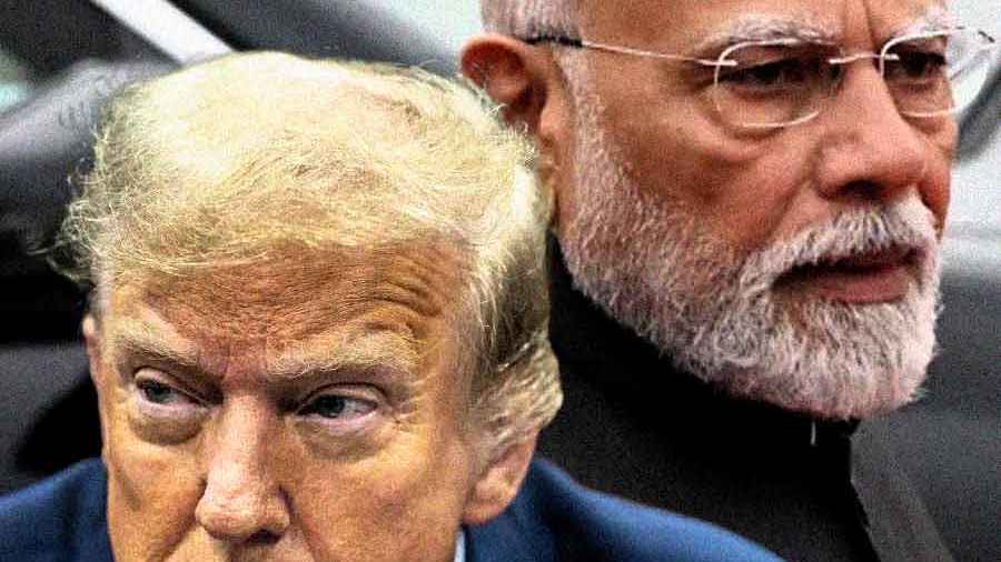 ট্রাম্পকে মোকাবিলার পথ খুঁজতে মোদির বৈঠক