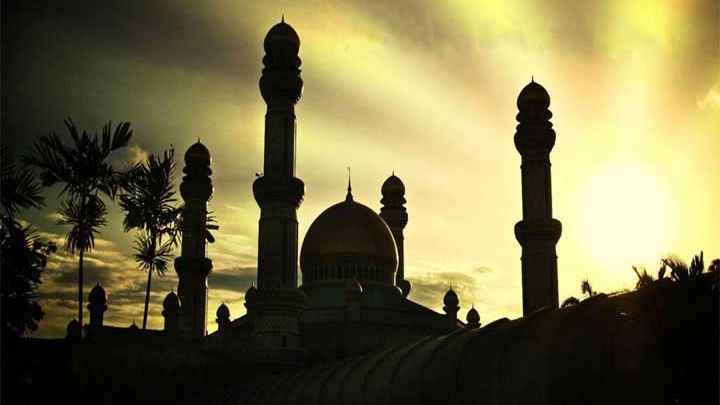 কৃতজ্ঞতা: ঈমানের সৌন্দর্য ও নেয়ামত বৃদ্ধির চাবিকাঠি