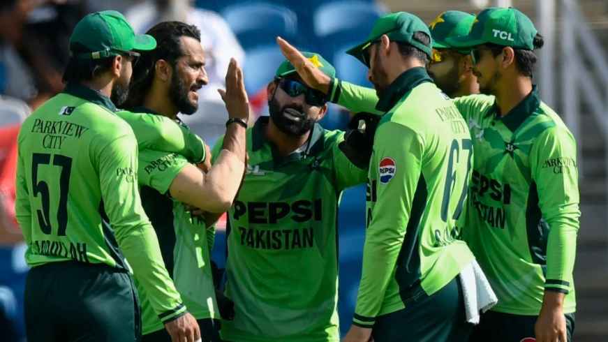 চমক রেখে পাকিস্তানের এশিয়া কাপের দল ঘোষণা, কে আছেন কে নেই
