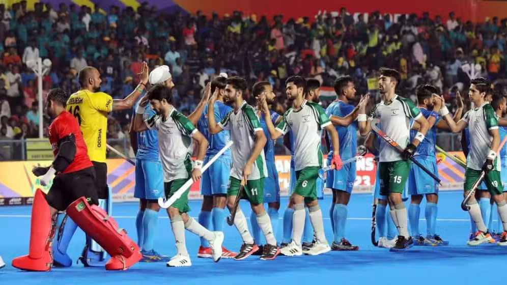 পাকিস্তান ফিরিয়ে দেওয়ায় বাংলাদেশকেই আমন্ত্রণ ভারতের