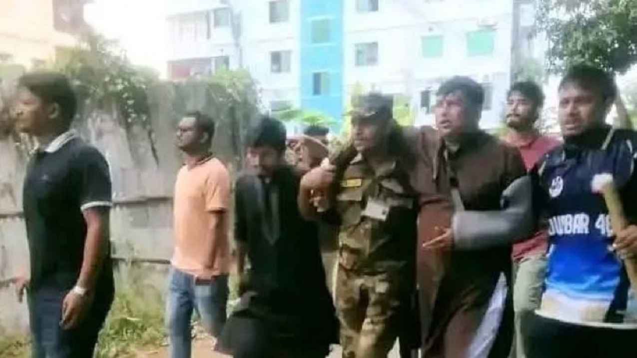 চবিতে সংঘর্ষে আহত ৩ শতাধিক, পরিস্থিতি নিয়ন্ত্রণে সেনাবাহিনীর অভিযান