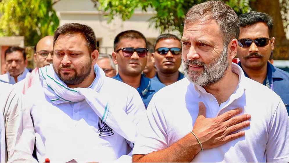 এবার নির্বাচন কমিশনকে রাহুলের পাল্টা হুঁশিয়ারি