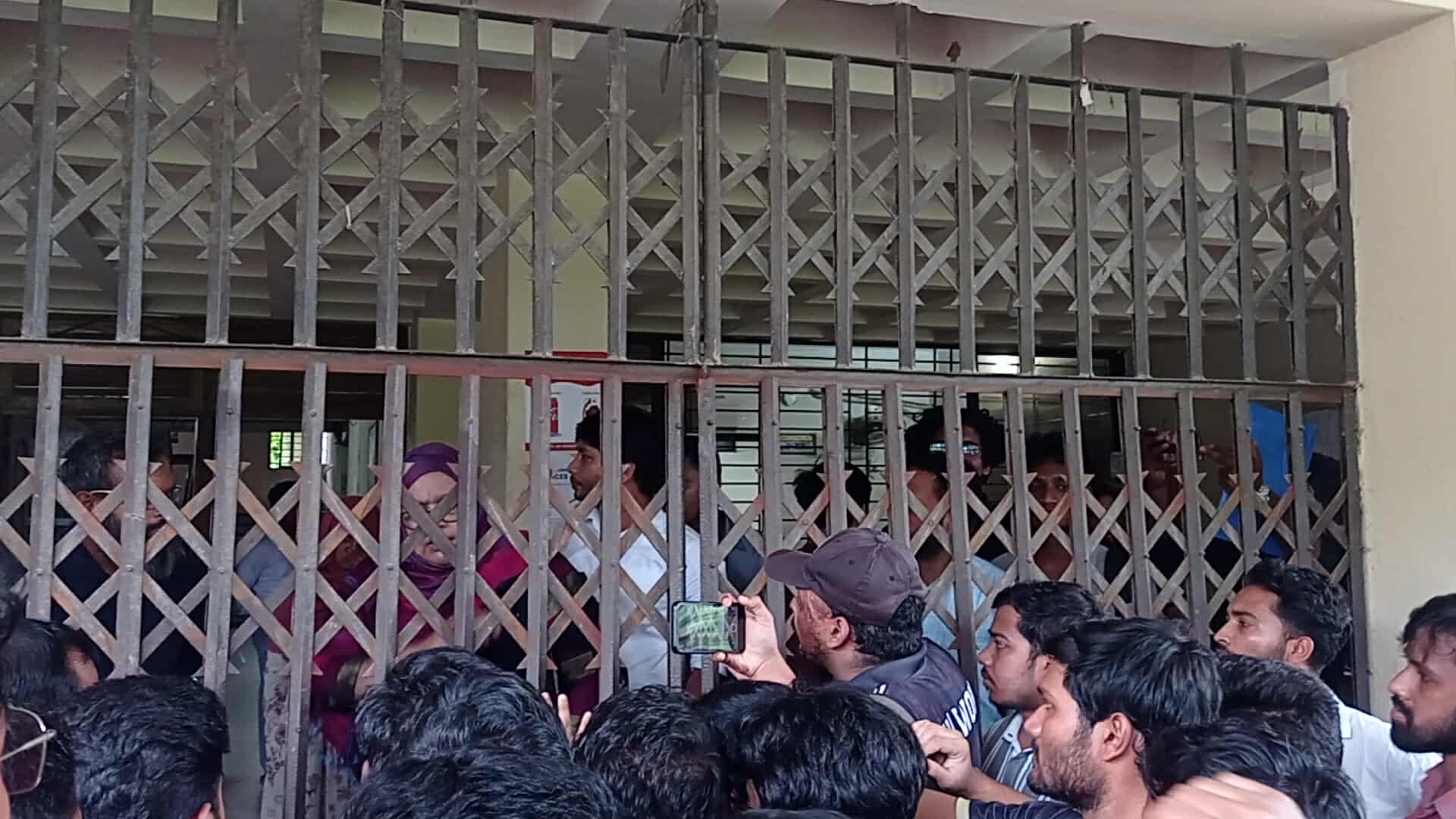 received_2675203519487606 received_2675203519487606