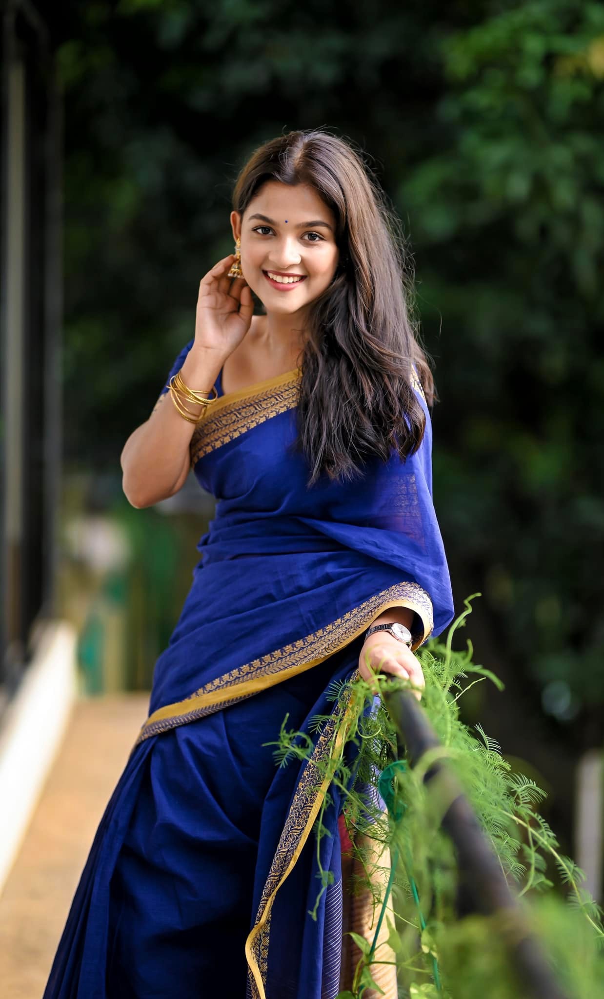 sadia_ayman_f sadia_ayman_f