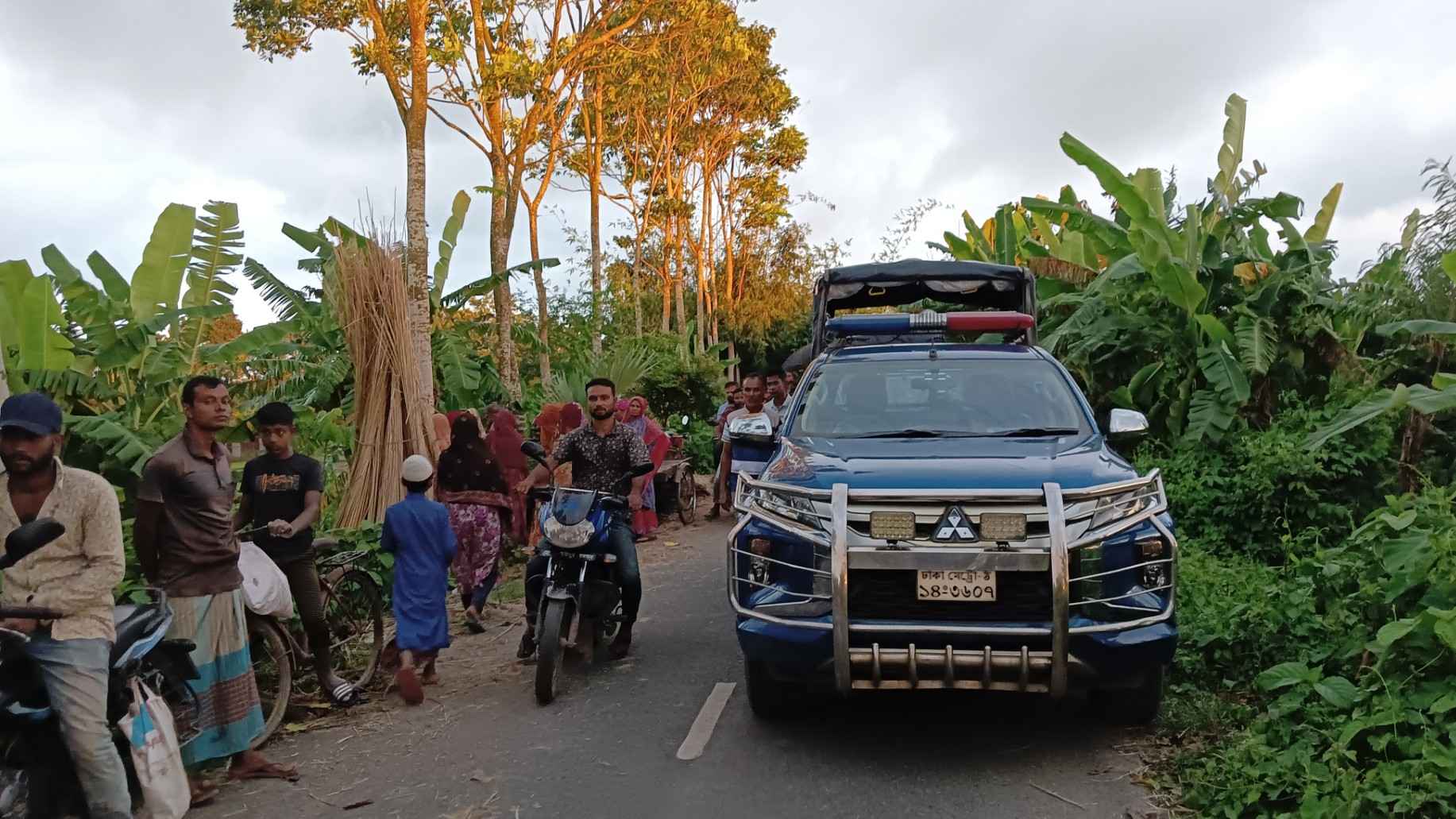 নড়াইলে খালে মিলল অজ্ঞাত পরিচয় যুবকের মরদেহ