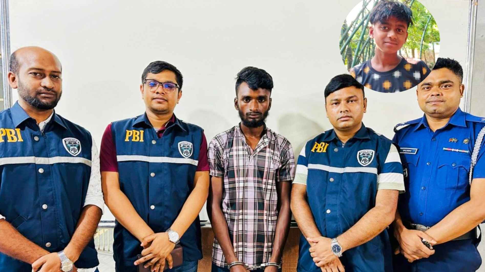 অটোভ্যান ছিনতাইয়ের জন্য সুমনকে হত্যা, যুবক গ্রেফতার