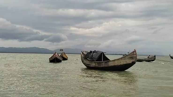 নাফ নদীতে জেলেদের মূর্তিমান আতঙ্ক আরাকান আর্মি, এক বছরে ২৫৭ জেলে অপহরণ