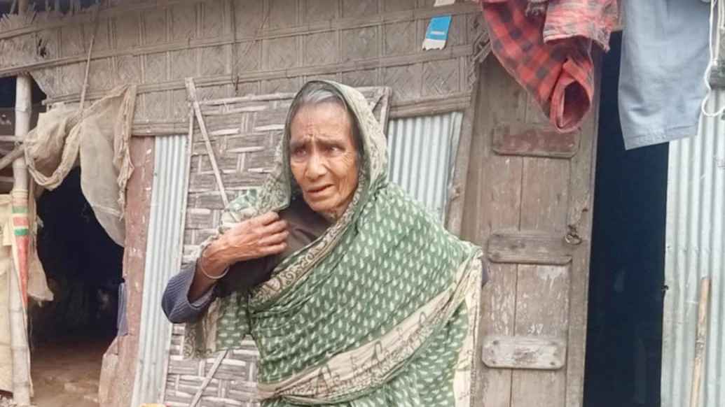 ৭০ বছর বয়সেও ভিক্ষুক ছকিনার হয়নি ভাতা