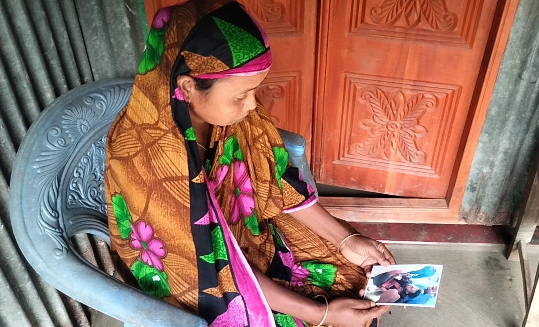 thumbnail_শহীদ_রফিকুল_ইসলামের_মা_(_চায়না_বেগম)_-১