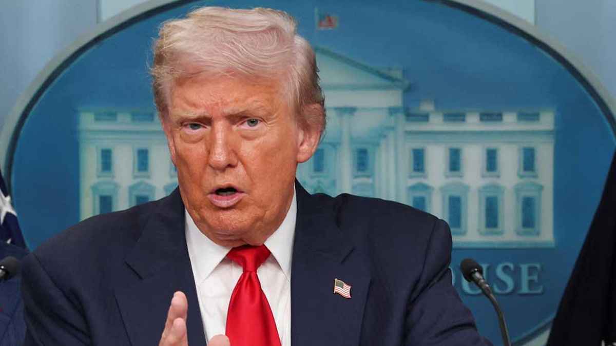 ইউক্রেন-রাশিয়াকে কিছু ভূখণ্ড ছেড়ে দিতে হবে: ট্রাম্প