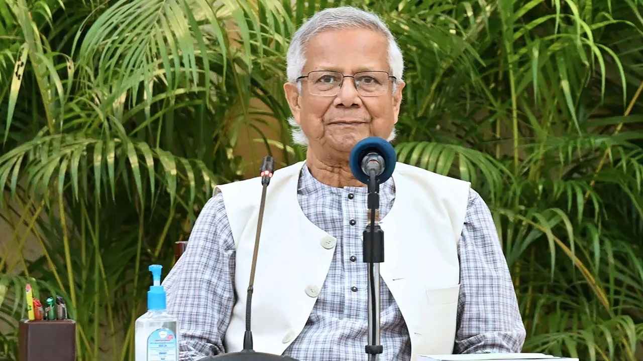 কিছু মানুষের ‍লুটপাট জাতির সামনে তুলে ধরা হবে: প্রধান উপদেষ্টা