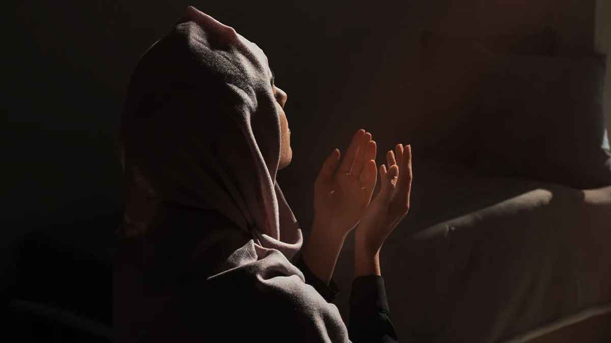 পিরিয়ড অবস্থায় ইস্তেগফার ও দুরুদ পড়া যাবে?