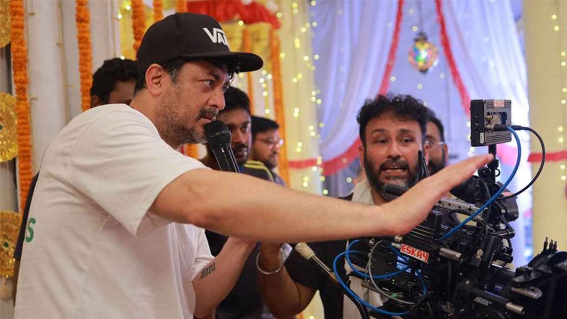 এবার পরিচালনায় যিশু, সঙ্গে শাকিব খানের নায়িকা