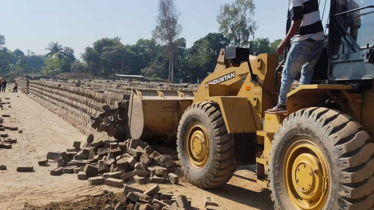 শেরপুরে ৪ ইটভাটায় ১৪ লাখ টাকা জরিমানা, কার্যক্রম বন্ধ