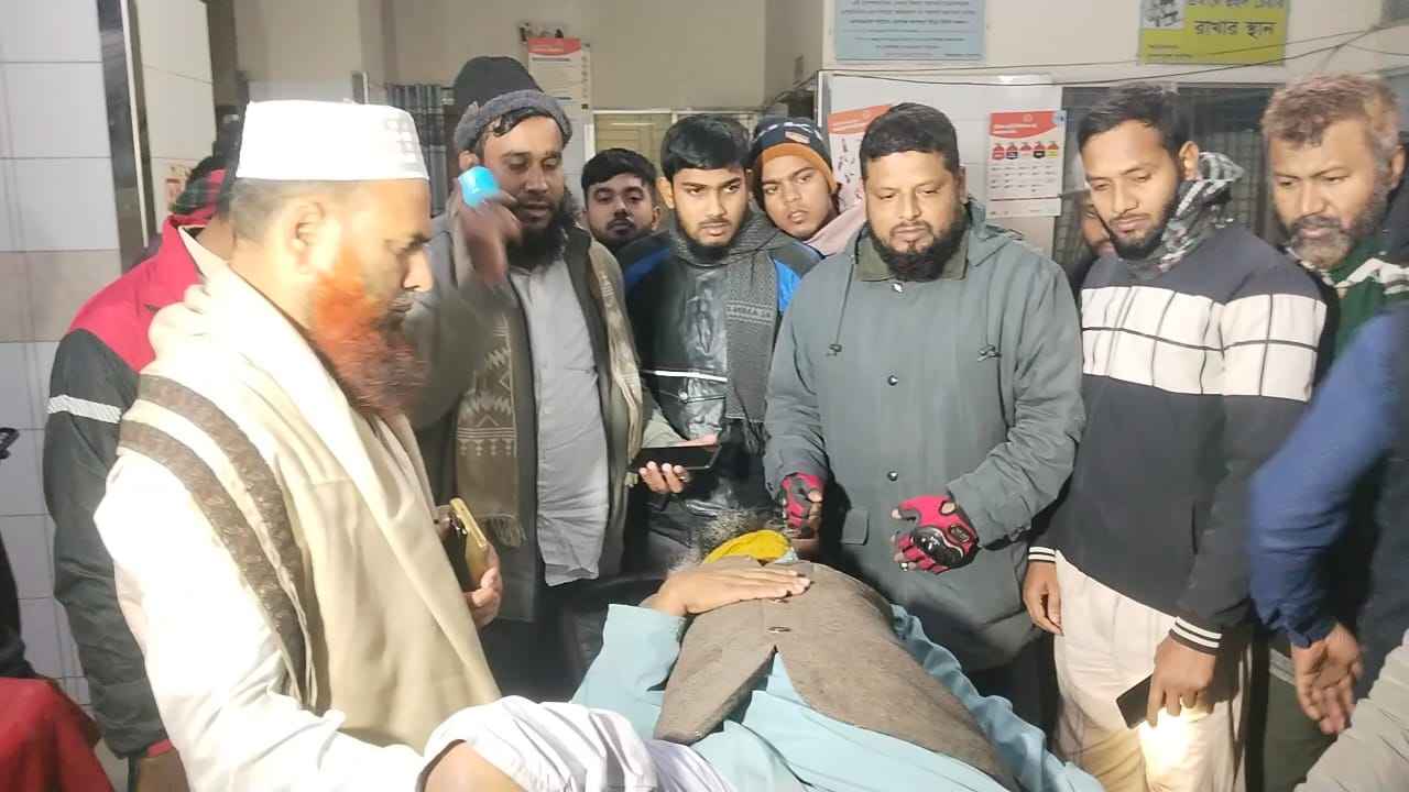 ইসলামী জালসায় শ্লোগান দেওয়ায় জামায়াত নেতাকর্মীর ওপর হামলা, আহত ১৪