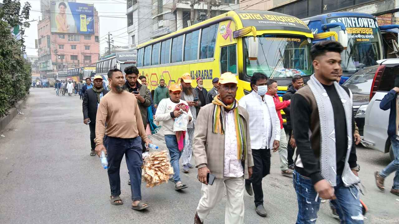 মূল অনুষ্ঠান শুরুর আগেই চলে যাচ্ছেন বিএনপির অনেক নেতাকর্মী