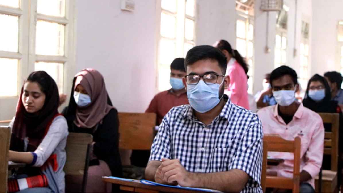 আজ মেডিকেল-ডেন্টাল ভর্তি পরীক্ষায় বসছেন ১২২৬৩২ শিক্ষার্থী