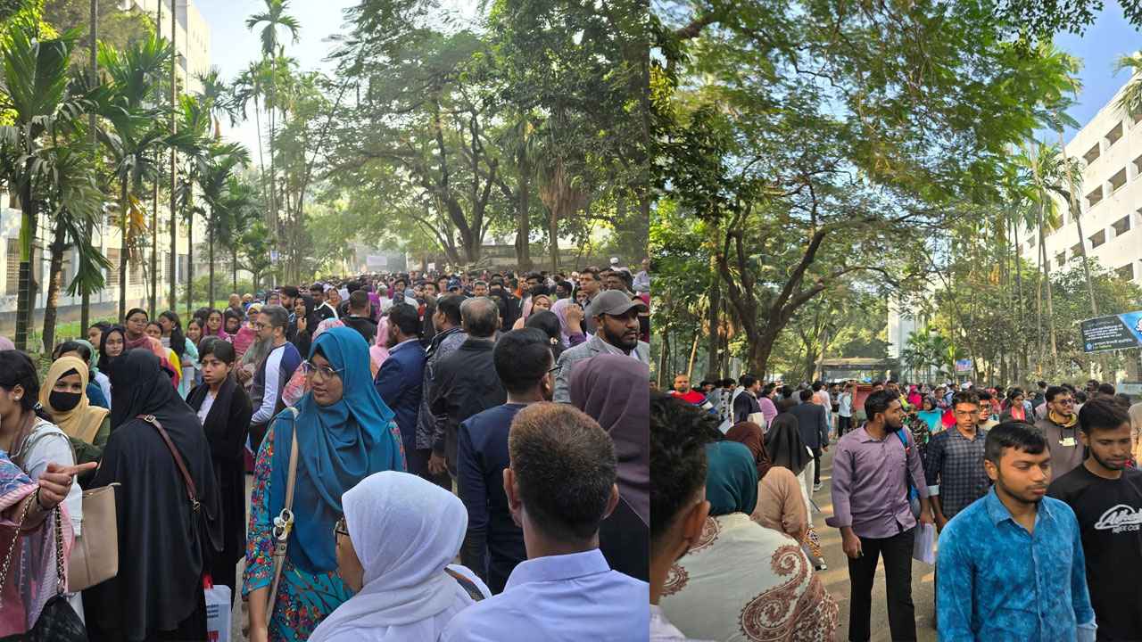 ঢাবিতে চলছে বাণিজ্য অনুষদের ভর্তি পরীক্ষা, বাইরে অপেক্ষায় অভিভাবকরা