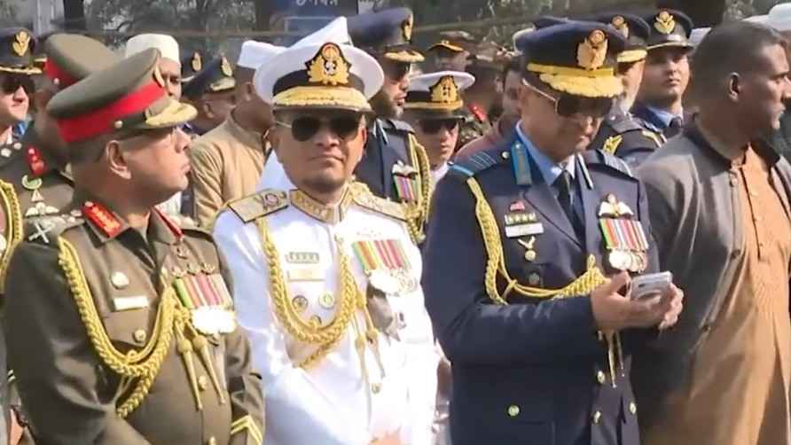 খালেদা জিয়ার জানাজায় তিন বাহিনী প্রধান